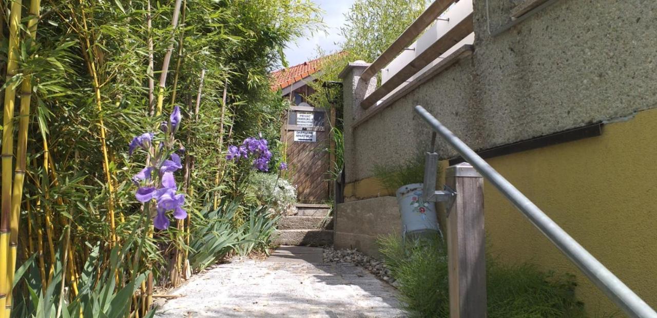 Ferienwohnung Wiesmuehlstrasse Henndorf am Wallersee Luaran gambar