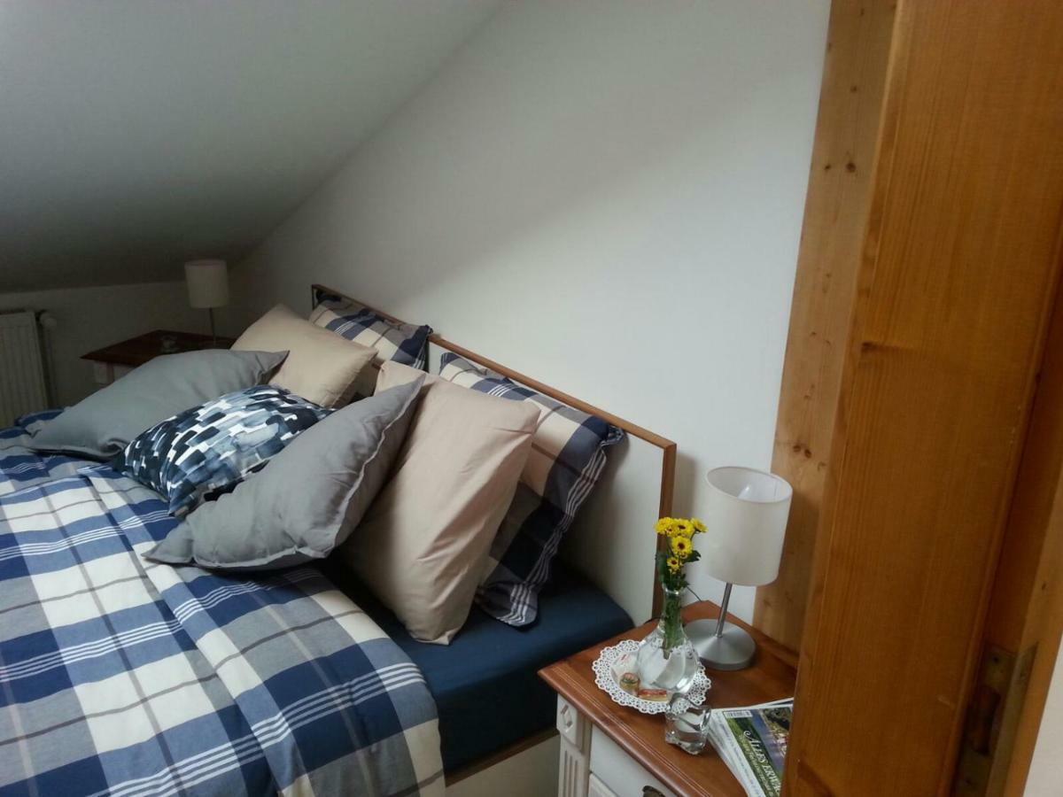 Ferienwohnung Wiesmuehlstrasse Henndorf am Wallersee Luaran gambar