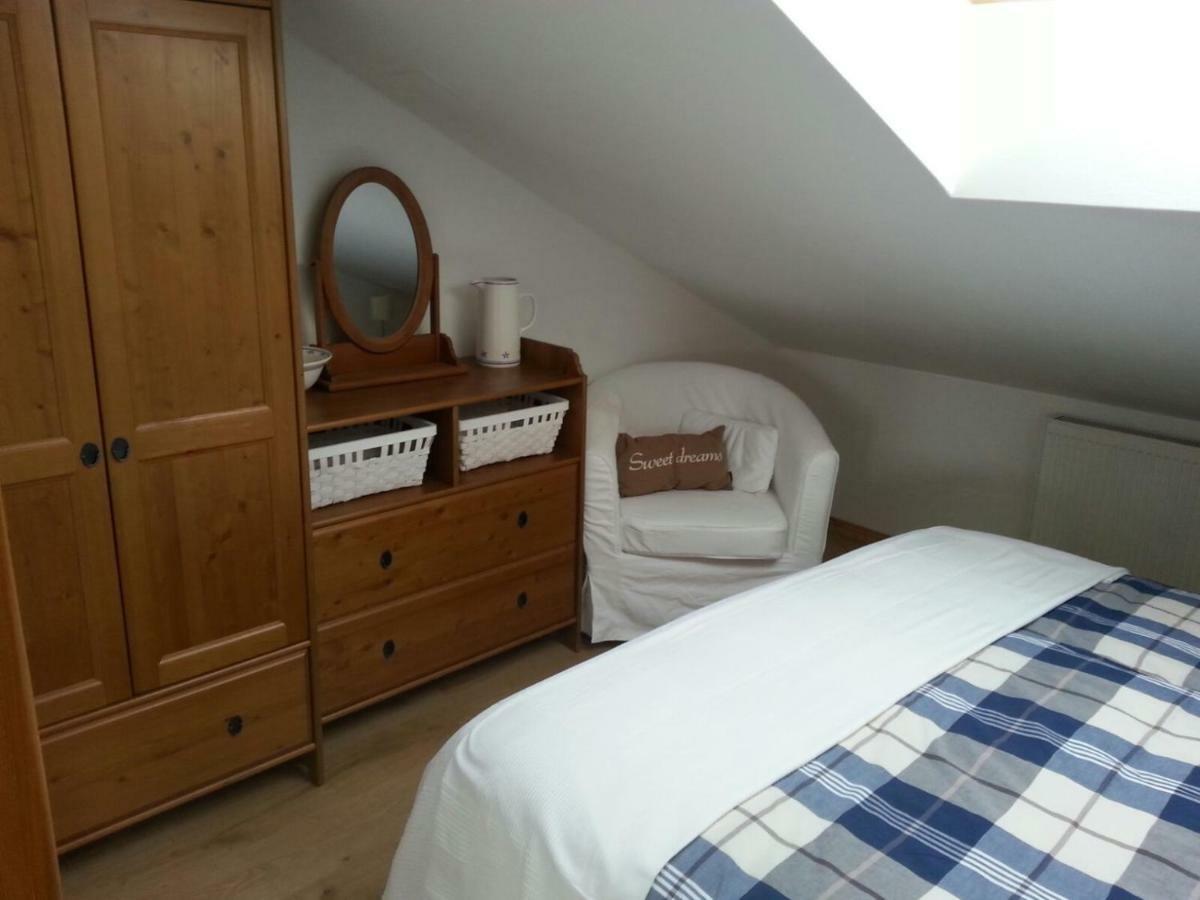 Ferienwohnung Wiesmuehlstrasse Henndorf am Wallersee Luaran gambar