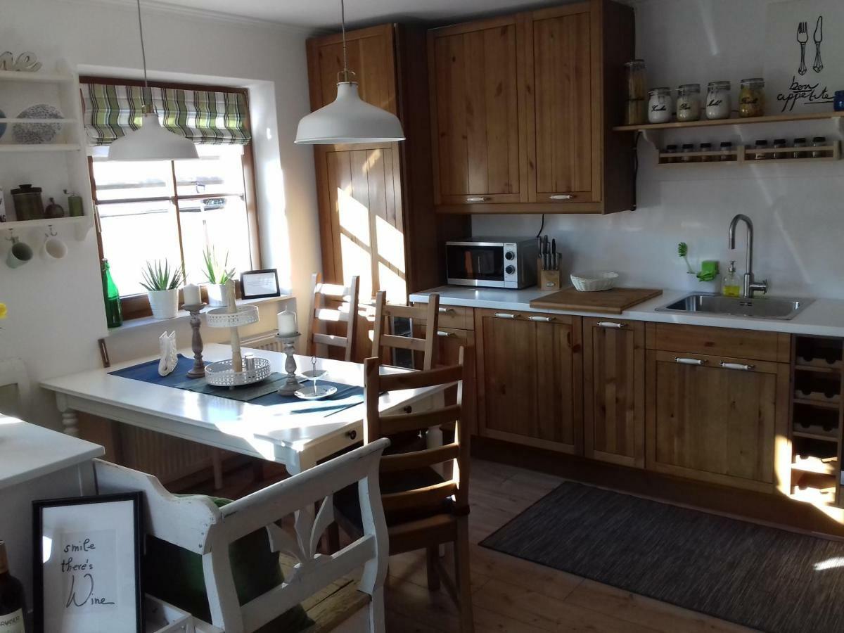 Ferienwohnung Wiesmuehlstrasse Henndorf am Wallersee Luaran gambar