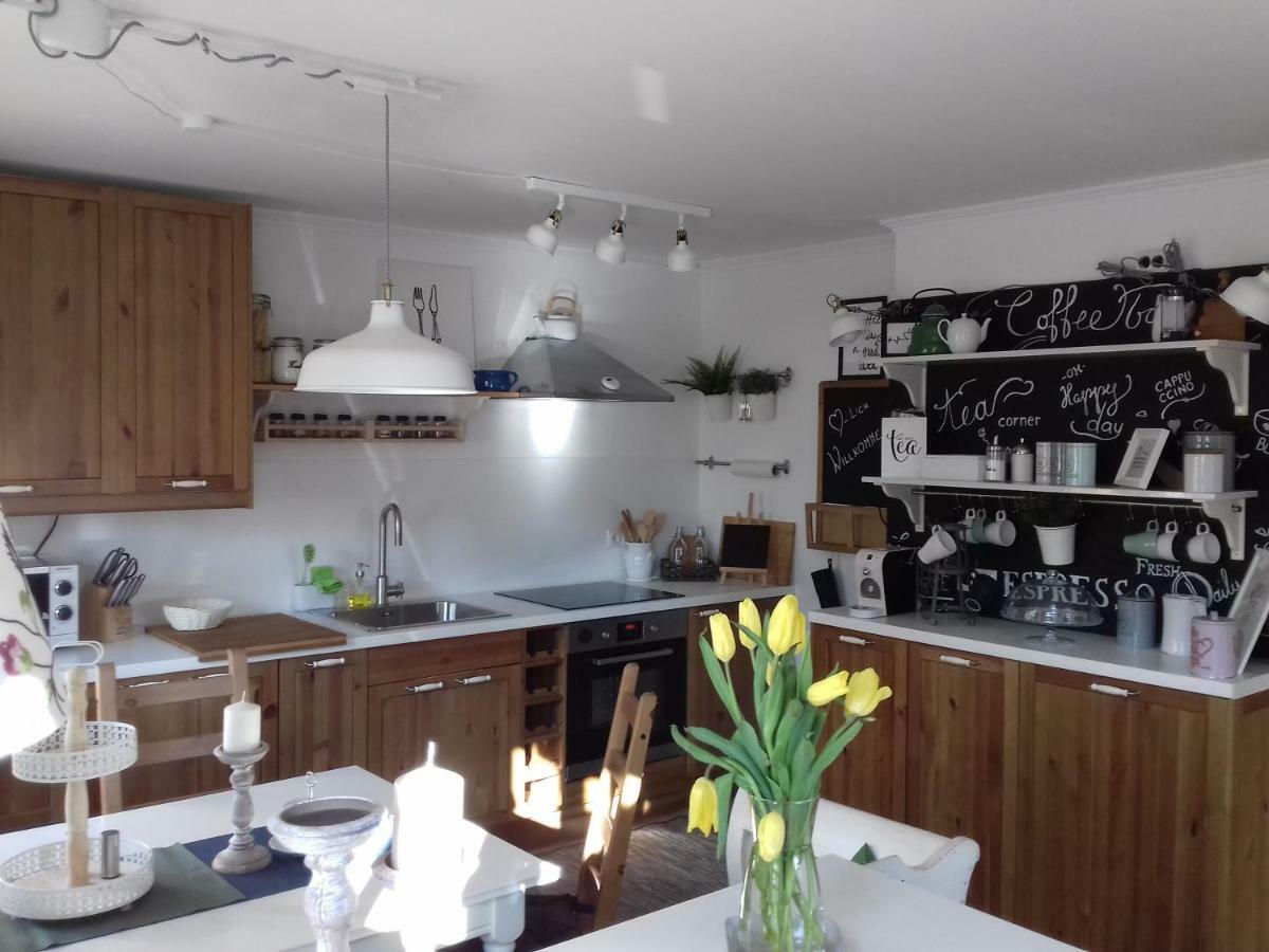 Ferienwohnung Wiesmuehlstrasse Henndorf am Wallersee Luaran gambar
