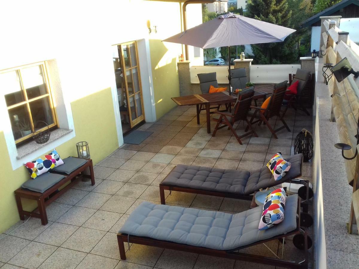 Ferienwohnung Wiesmuehlstrasse Henndorf am Wallersee Luaran gambar